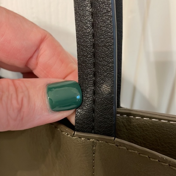 Danielle Nicole Tote - Picture 8 of 8